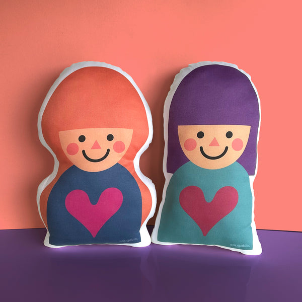 "HEARTic GIRLs" Cushion hg-c-04