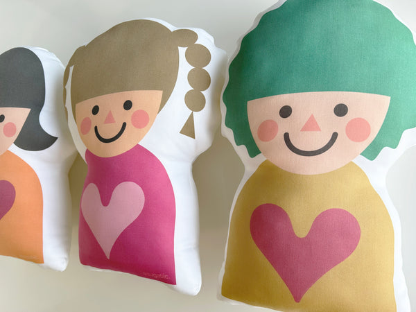 "HEARTic GIRLs" Cushion hg-c-05