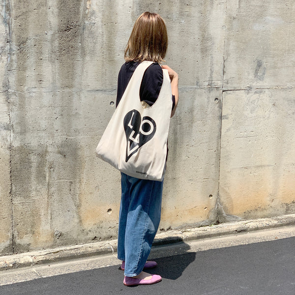 LOVE❤︎ Marche Bag