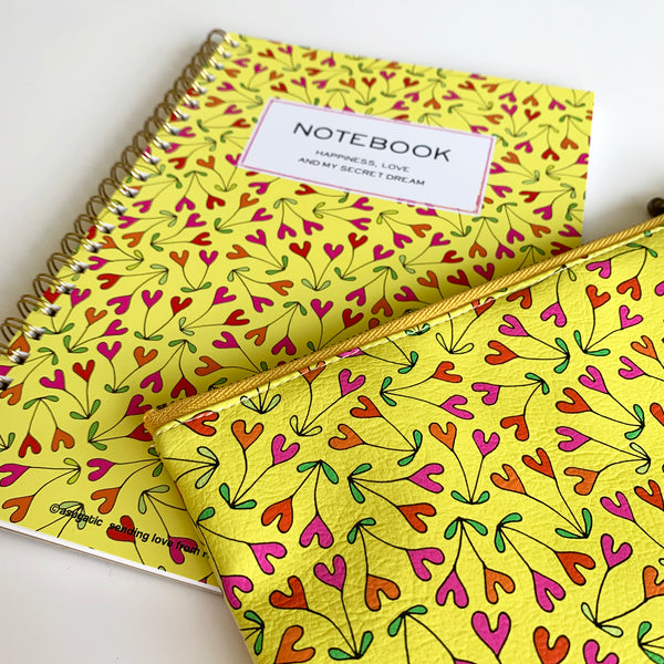 Flat Pouch “HEARTic couple” _ Hansa Yellow