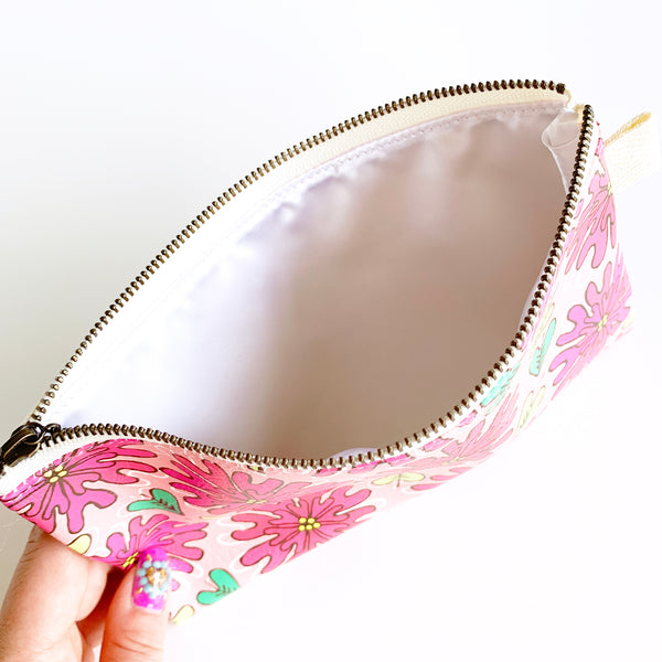 Flat Pouch “HEARTic LOVELY flower” _ Rose Pink