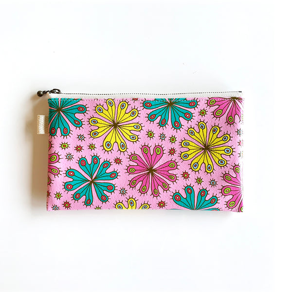 Flat Pouch "HEARTic toge-toge flower" _ Candy Pink
