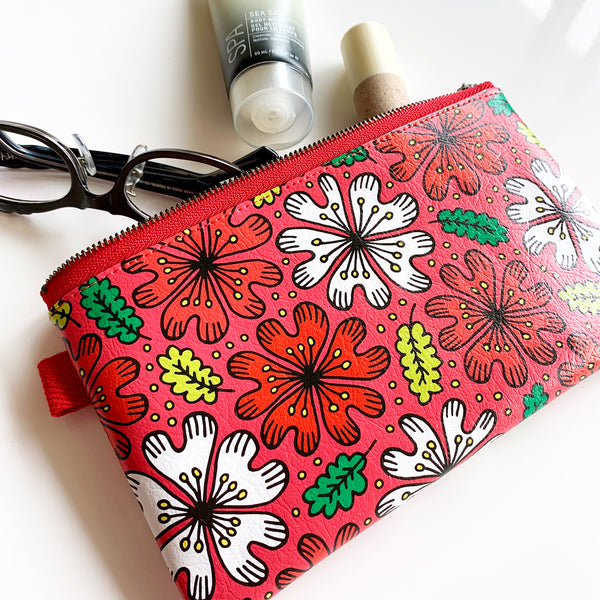 Flat Pouch "HEARTic DARLING flower" _ Caribbean Red