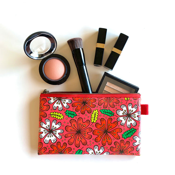 Flat Pouch "HEARTic DARLING flower" _ Caribbean Red