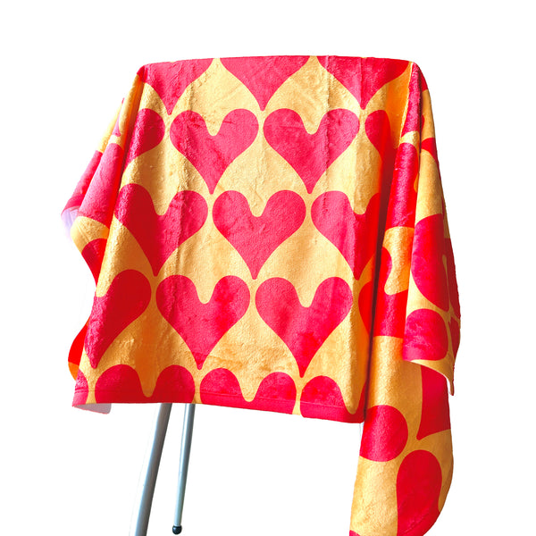 “Solid Bold HEARTs” Blanket _ Cutie Patootie