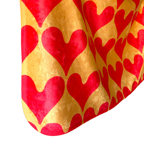 “Solid Bold HEARTs” Blanket _ Cutie Patootie