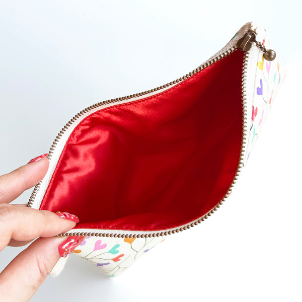 Flat Pouch "HEARTic Botanic” _ Spontaneity