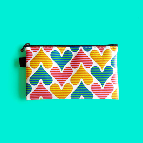 Flat Pouch "Pure HEARTs” _ Happy Borders