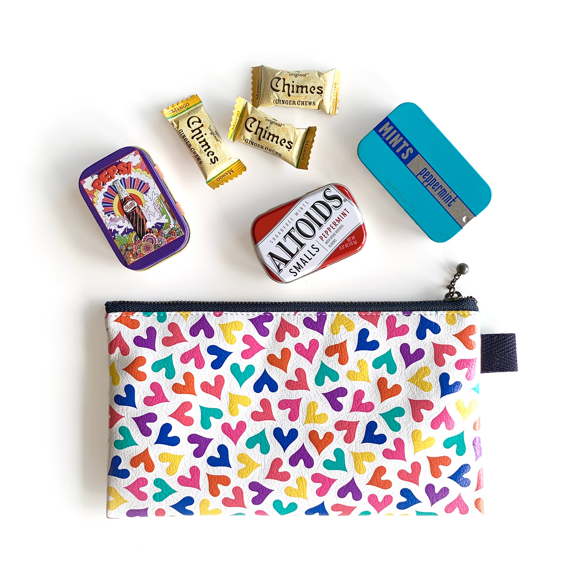 Flat Pouch “Dancing HEARTs” _ Multi Color