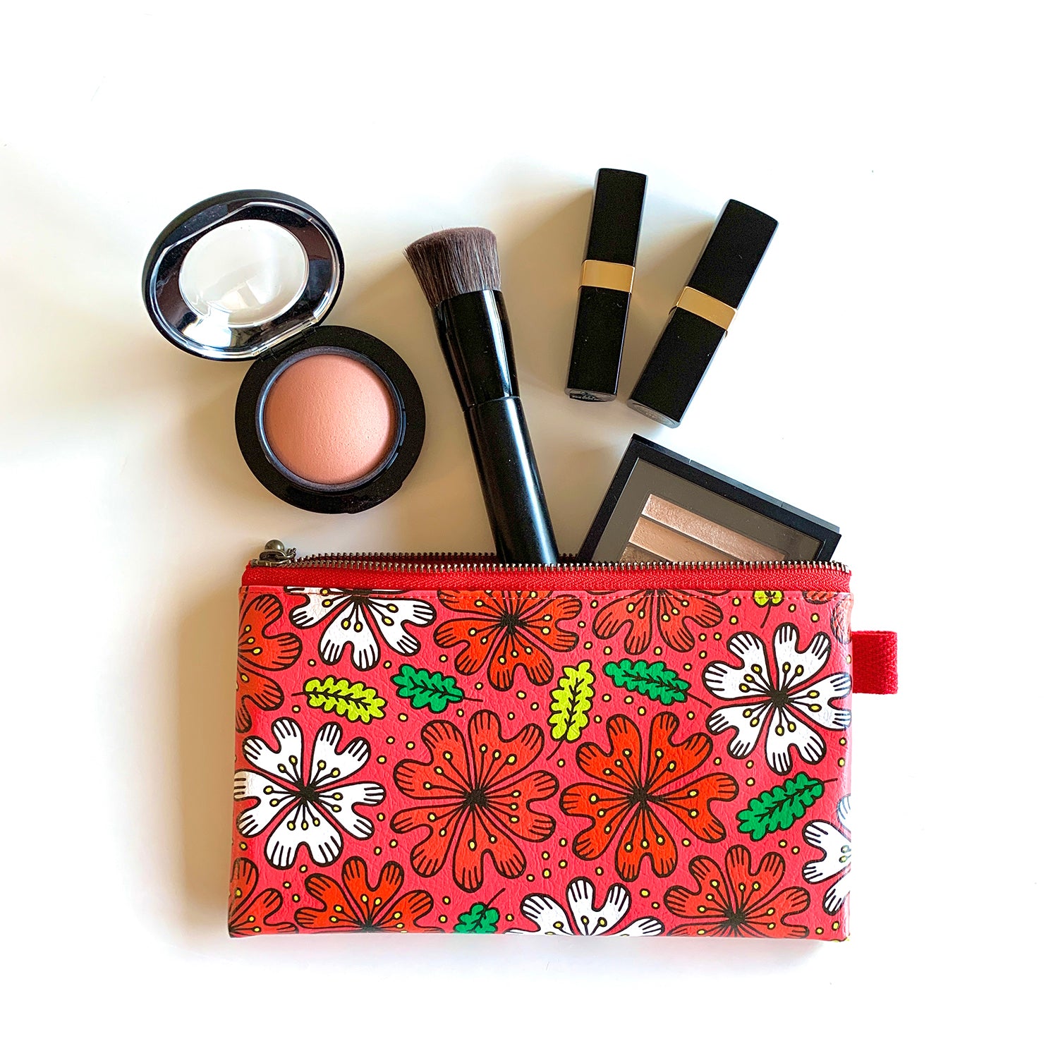 Flat Pouch "HEARTic DARLING flower" _ Caribbean Red